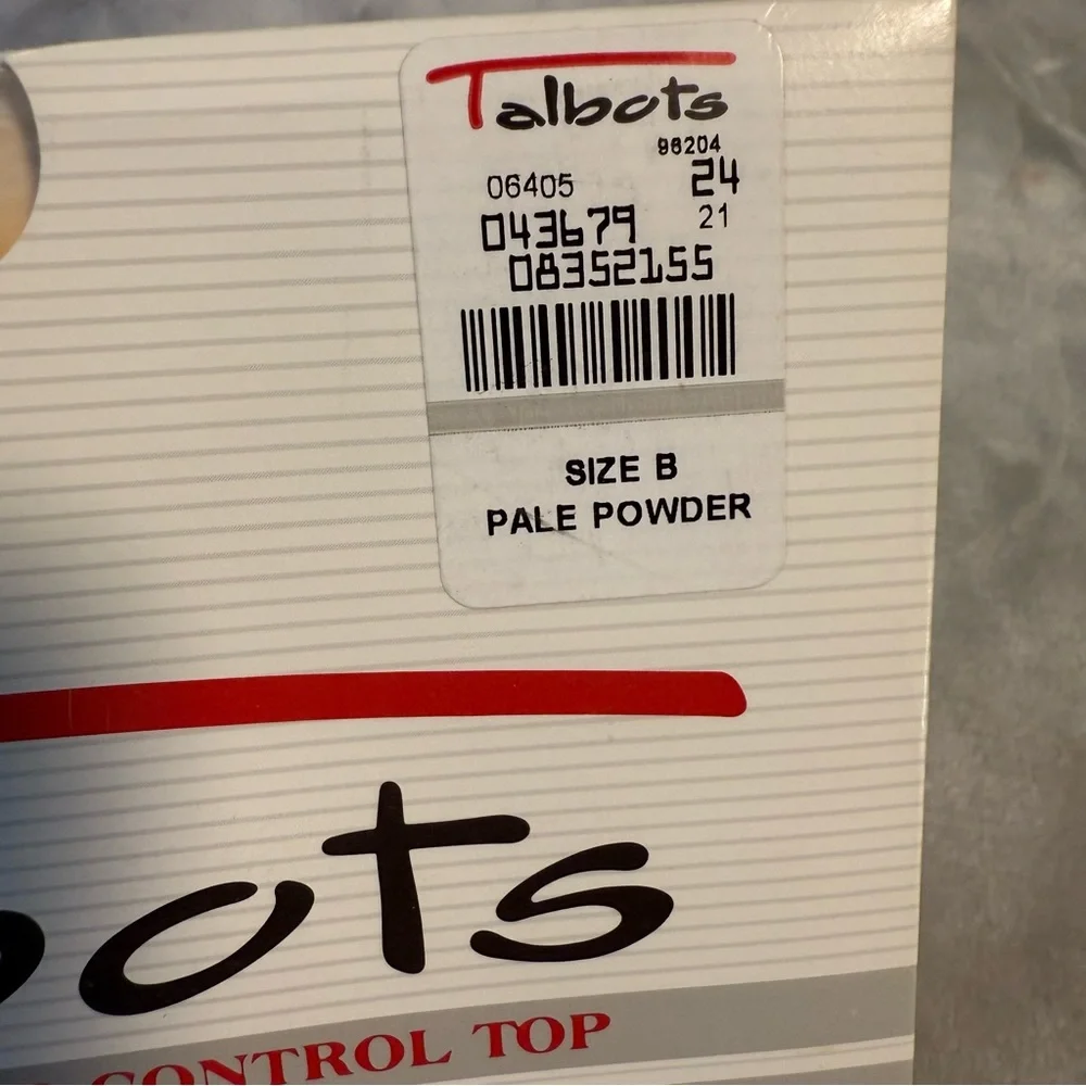Talbots Silky Lycra Sheer Control Top Sandalfoot Pantyhose Sz B Pale Powder Colo